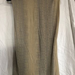 Lululemon yoga top size 6. Green/tan color